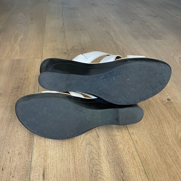 Clarks Women's White Nell Wedge Sandal 8 - Picture 6 of 9